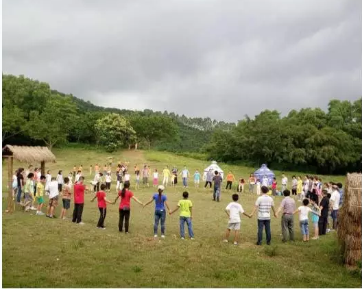 安泰計(jì)時(shí)公司全體員工到深圳農(nóng)家樂九龍生態(tài)園組織拓展活動(dòng)